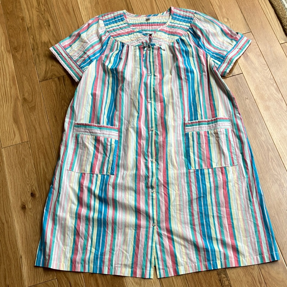 Vintage 70s Pink K Pastel Striped Button-Front Casual Dress sz Large